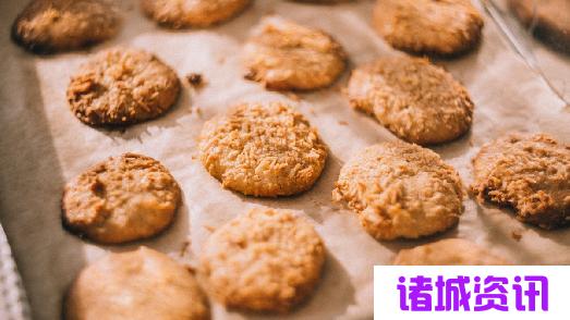 国足回应3名归化球员滞留荷兰机场(恒大3名归化球员已抵达广州)