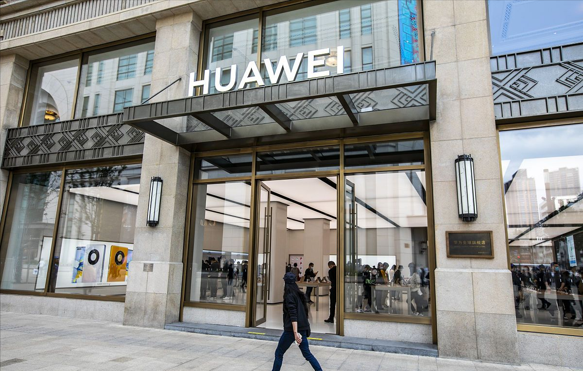 “中国芯”传来两个好消息，技术突破5nm，成功打破垄断