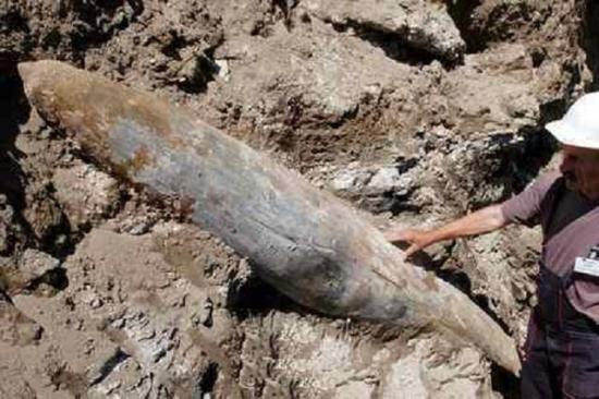 南斯拉夫大使馆轰炸是哪一年（98年大使馆被炸真实原因）