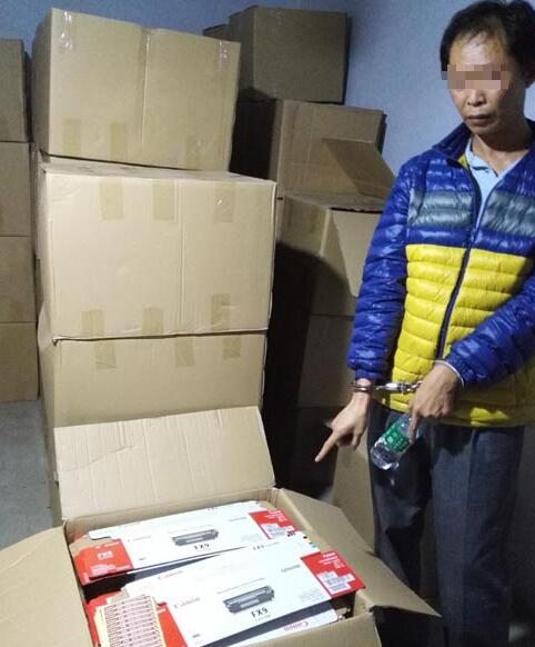 成都通报特大非法制售注册商标标识案 案值超千万