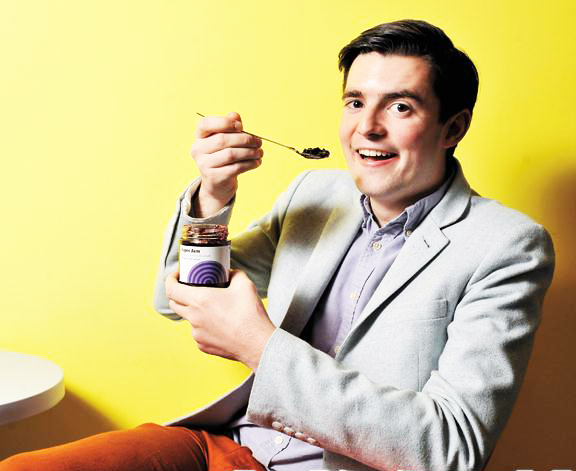 英国14岁果酱男孩成功励志创业成百万富翁